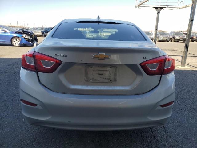 1G1BE5SM3J7106404 - 2018 CHEVROLET CRUZE LT 银色 照片 6
