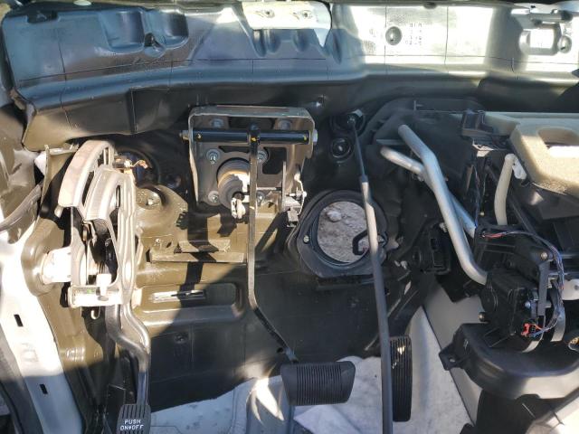 2C3CDZFJ8KH699807 - 2019 DODGE CHALLENGER R/T SCAT PACK SILVER photo 9