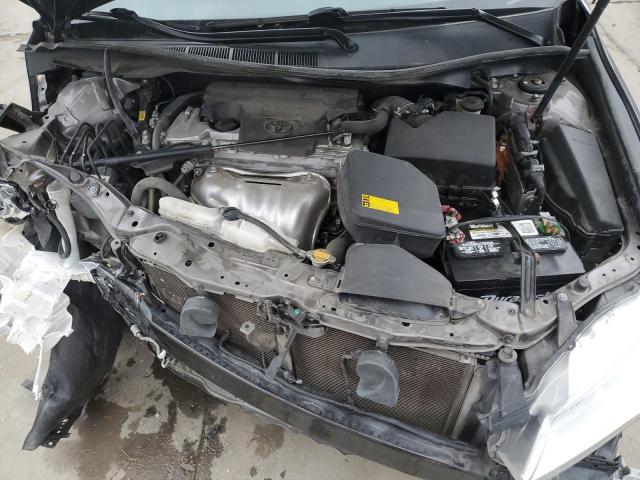 4T4BF1FK7FR495838 - 2015 TOYOTA CAMRY LE GRAY photo 11