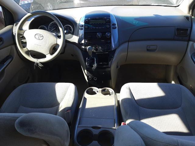 5TDKK4CC5AS323989 - 2010 TOYOTA SIENNA CE TAN photo 8