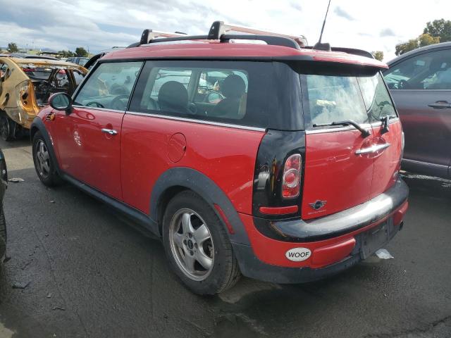 WMWZF3C52BTX81875 - 2011 MINI COOPER CLUBMAN RED photo 2