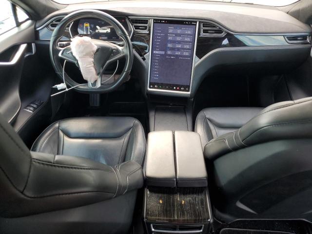 5YJSA1E12GF156565 - 2016 TESLA MODEL S WHITE photo 8