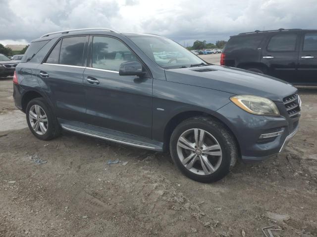 4JGDA5HBXCA070942 - 2012 MERCEDES-BENZ ML 350 4MATIC GRAY photo 4