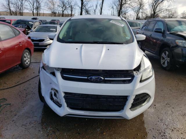 1FMCU9GX9GUC13357 - 2016 FORD ESCAPE SE WHITE photo 5