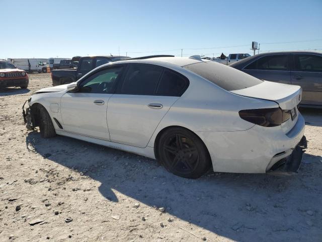 WBAJA9C50JB033225 - 2018 BMW 530E WHITE photo 2