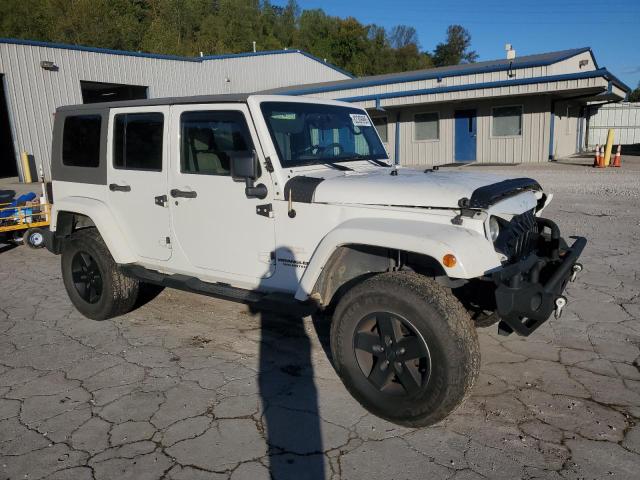 1J4HA5H11AL166936 - 2010 JEEP WRANGLER U SAHARA 白色 照片 4