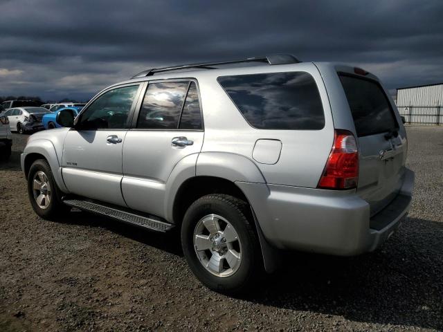 JTEBU14R770124770 - 2007 TOYOTA 4RUNNER SR5 SILVER photo 2