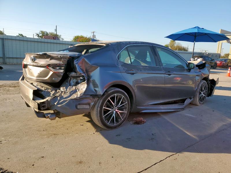 4T1G11AK8RU191993 - 2024 TOYOTA CAMRY SE NIGHT SHADE GRAY photo 3