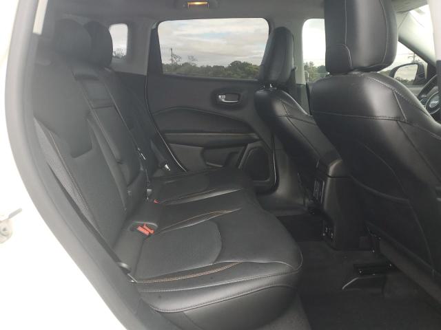 3C4NJDCB8JT143869 - 2018 JEEP COMPASS LIMITED Blanc photo 11