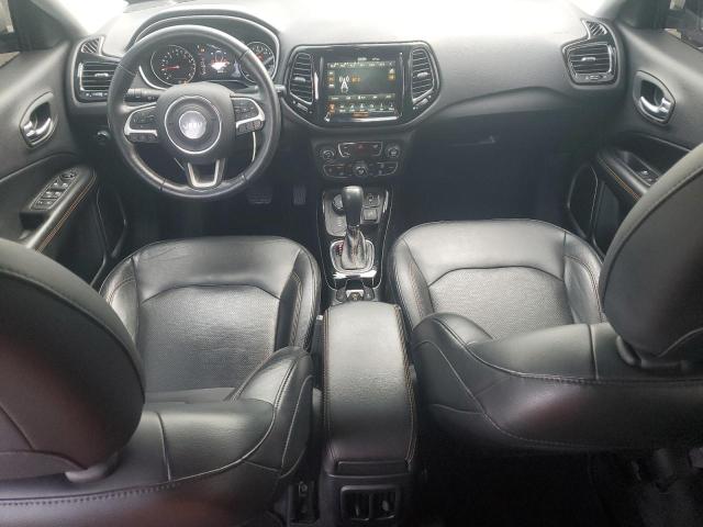 3C4NJDCB8JT143869 - 2018 JEEP COMPASS LIMITED Blanc photo 8