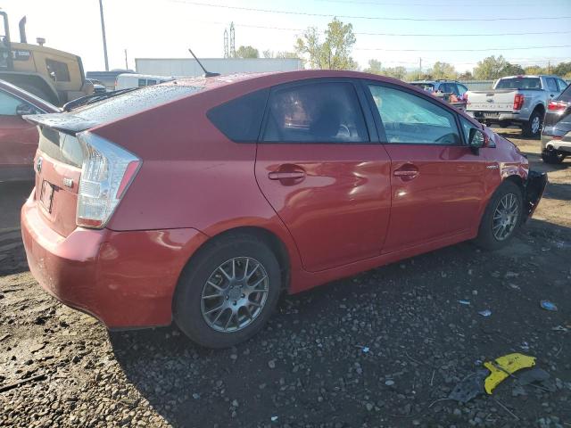 JTDKN3DU0A1098645 - 2010 TOYOTA PRIUS RED photo 3