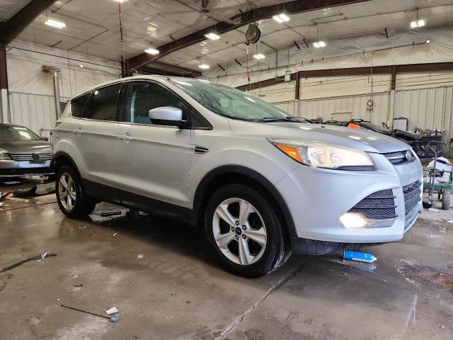 1FMCU9G99FUB09595 - 2015 FORD ESCAPE SE SILVER photo 4