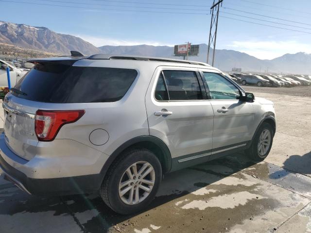 1FM5K7DHXHGA58639 - 2017 FORD EXPLORER XLT SILVER photo 3