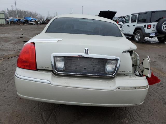 1LNHM81V96Y613868 - 2006 LINCOLN TOWN CAR SIGNATURE WHITE photo 6