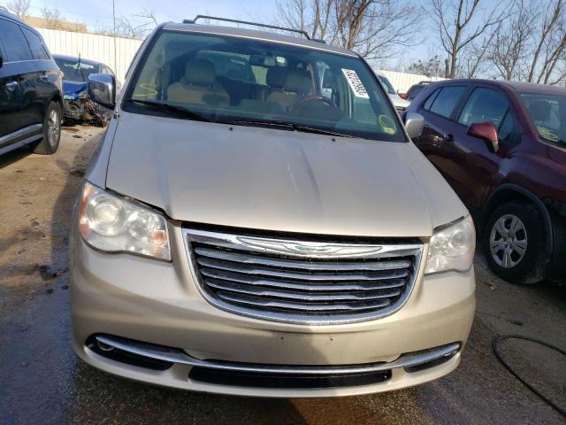 2C4RC1GG0CR237332 - 2012 CHRYSLER TOWN & COU LIMITED BEIGE photo 5