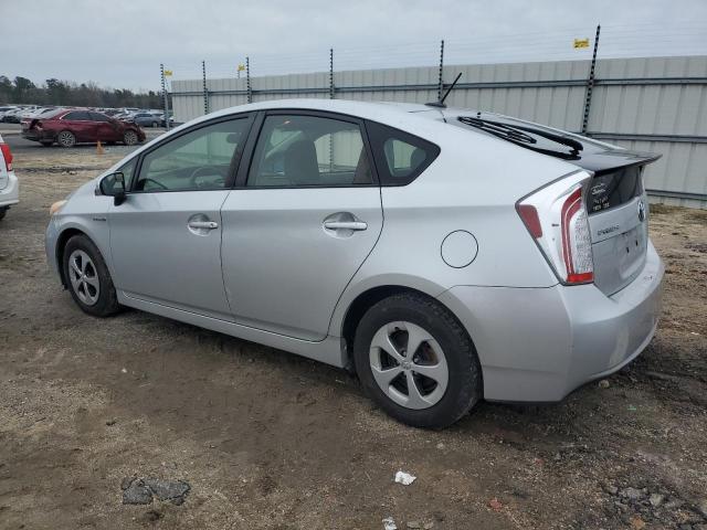 JTDKN3DU7D5641485 - 2013 TOYOTA PRIUS SILVER photo 2