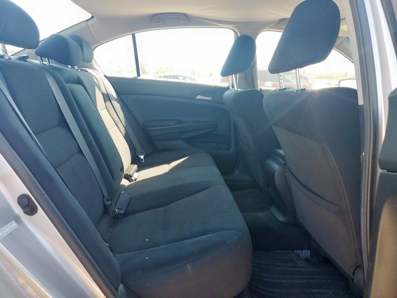 1HGCP2F30CA126462 - 2012 HONDA ACCORD LX 银色 照片 10