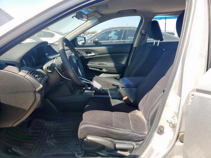 1HGCP2F30CA126462 - 2012 HONDA ACCORD LX 银色 照片 7