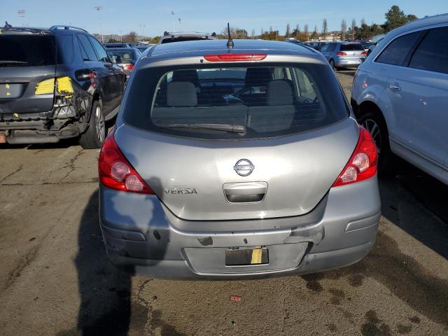 3N1BC1CP2BL379963 - 2011 NISSAN VERSA S GRAY photo 6