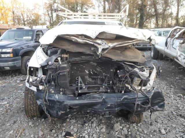 3C7WR4HT4HG536451 - 2017 RAM 2500 ST WHITE photo 5
