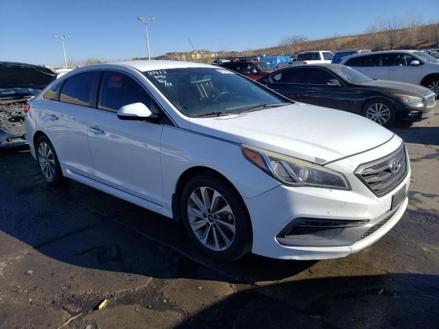 5NPE34AF1FH213512 - 2015 HYUNDAI SONATA SPORT WHITE photo 4