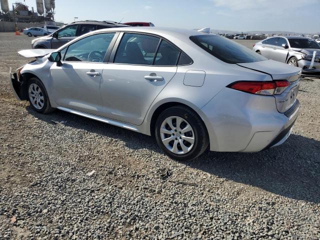 5YFEPMAE8MP207055 - 2021 TOYOTA COROLLA LE Күміс фото 2