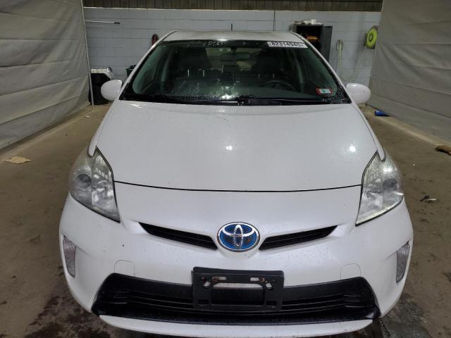JTDKN3DU7D5598556 - 2013 TOYOTA PRIUS WHITE photo 5