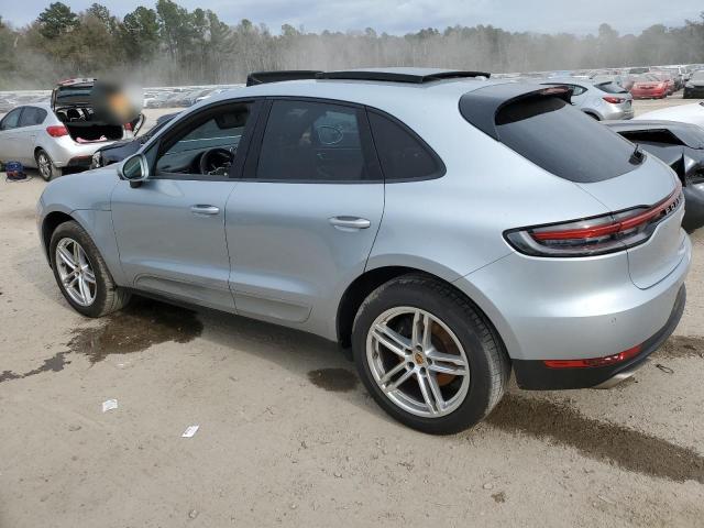 WP1AA2A54KLB03400 - 2019 PORSCHE MACAN SILVER photo 2