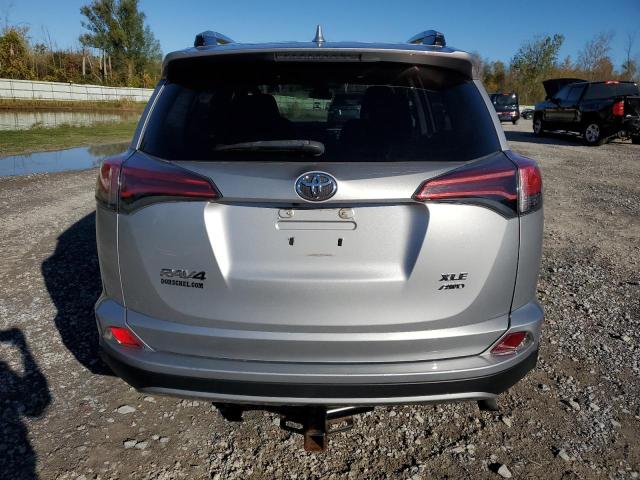 2T3RFREV4HW649046 - 2017 TOYOTA RAV4 XLE فضي صورة 6