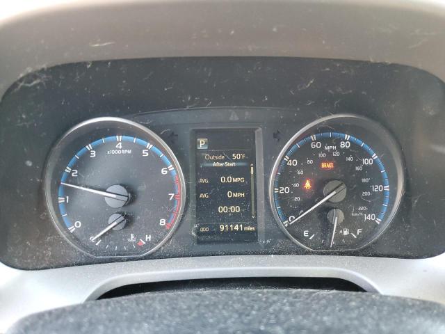 2T3RFREV4HW649046 - 2017 TOYOTA RAV4 XLE فضي صورة 9