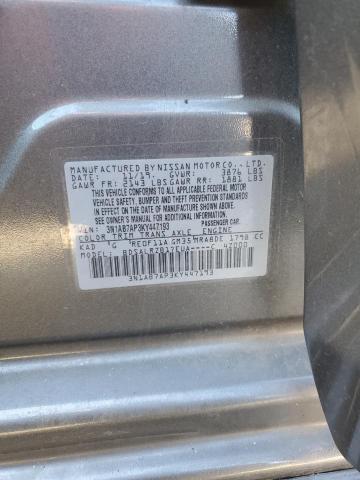 3N1AB7AP3KY447193 - 2019 NISSAN SENTRA S 灰色 照片 13