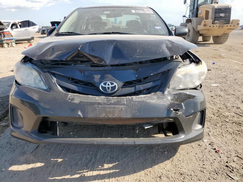 JTDBU4EE1B9136693 - 2011 TOYOTA COROLLA BASE Noir photo 5
