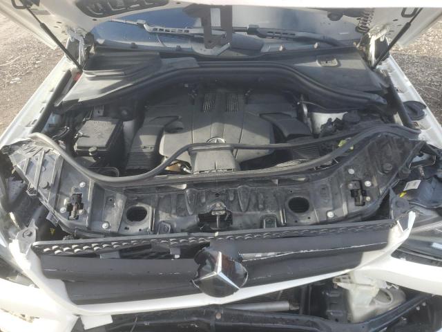 4JGDF6EE0FA504957 - 2015 MERCEDES-BENZ GL 450 4MATIC WHITE photo 12