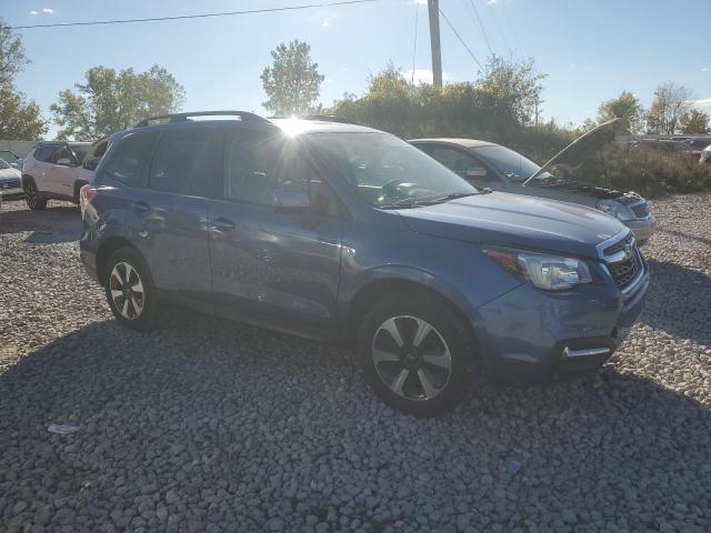 JF2SJAGC0HH546503 - 2017 SUBARU FORESTER 2.5I PREMIUM Blau Foto 4