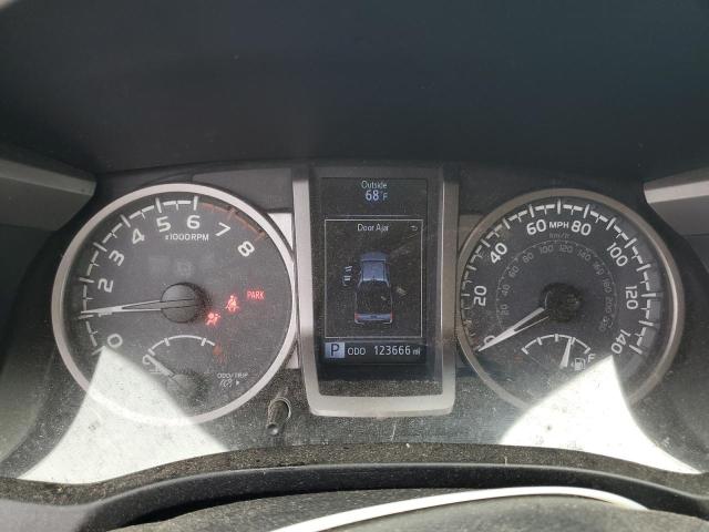 5TFAZ5CN9HX047898 - 2017 TOYOTA TACOMA DOUBLE CAB WHITE photo 9