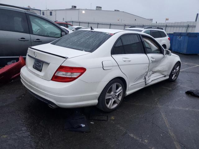 WDDGF5EB3BR170541 - 2011 MERCEDES-BENZ C 300 WHITE photo 3