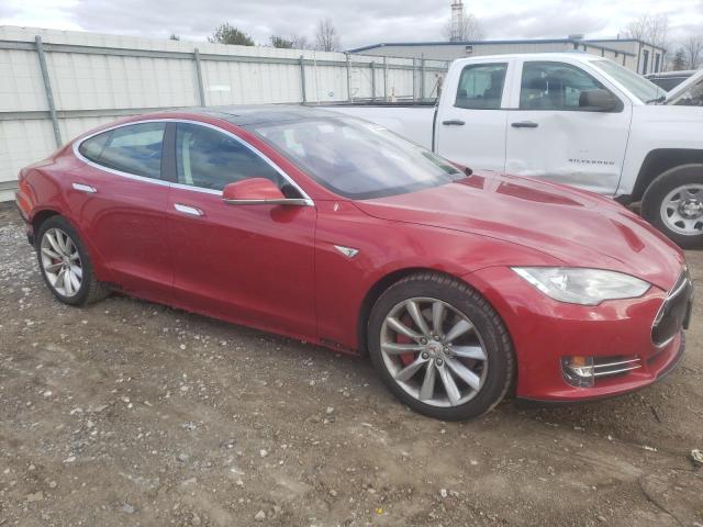 5YJSA1CN9DFP20102 - 2013 TESLA MODEL S წითელი ფოტო 4