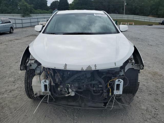 5XYZTDLB7HG439088 - 2017 HYUNDAI SANTA FE SPORT 白色 照片 5