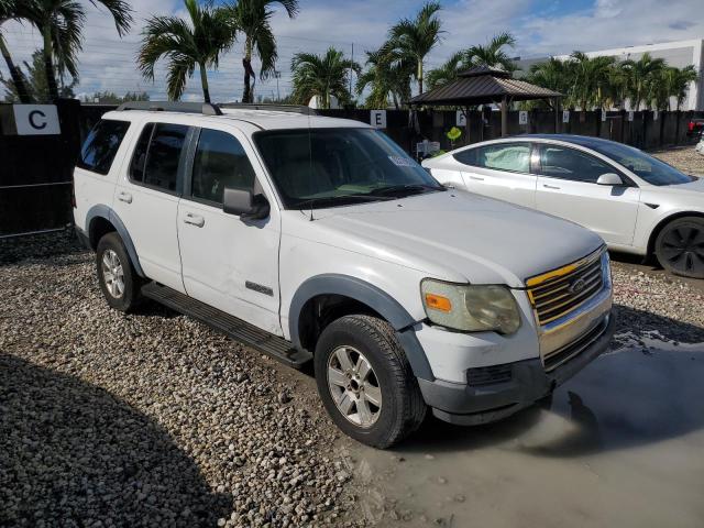 1FMEU63E37UB03559 - 2007 FORD EXPLORER XLT Սպիտակ լուսանկար 4