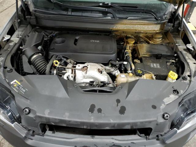 1C4PJMBN6KD182827 - 2019 JEEP CHEROKEE TRAILHAWK SILVER photo 11