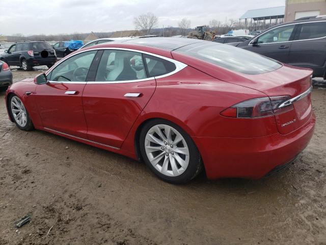 5YJSA1E2XHF208261 - 2017 TESLA MODEL S RED photo 2