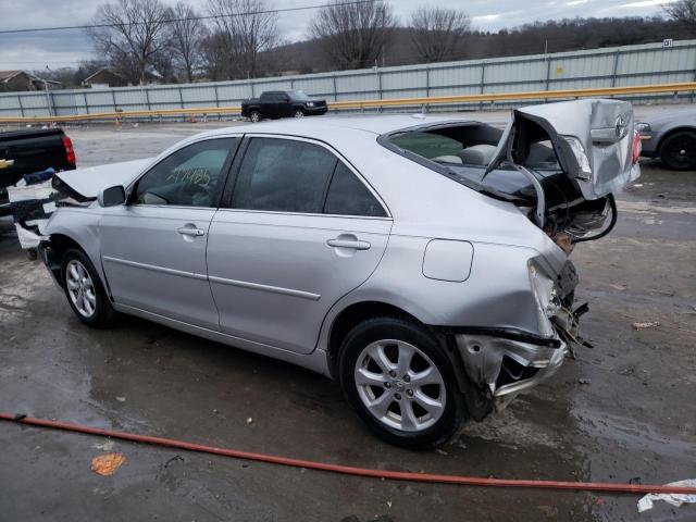 4T1BF3EK6BU716752 - 2011 TOYOTA CAMRY BASE SILVER photo 2