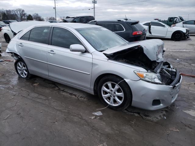 4T1BF3EK6BU716752 - 2011 TOYOTA CAMRY BASE SILVER photo 4