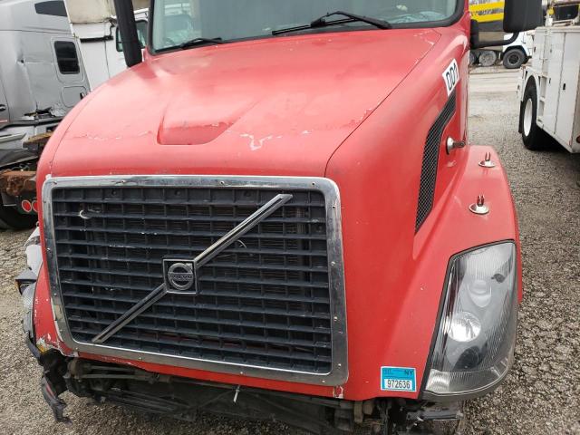 4V4NC9GH67N451285 - 2007 VOLVO VN VNL RED photo 7