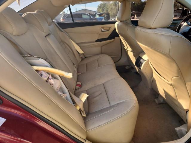 4T1BF1FK6HU676457 - 2017 TOYOTA CAMRY LE წითელი ფოტო 10