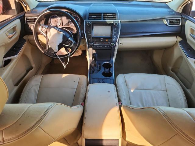 4T1BF1FK6HU676457 - 2017 TOYOTA CAMRY LE წითელი ფოტო 8