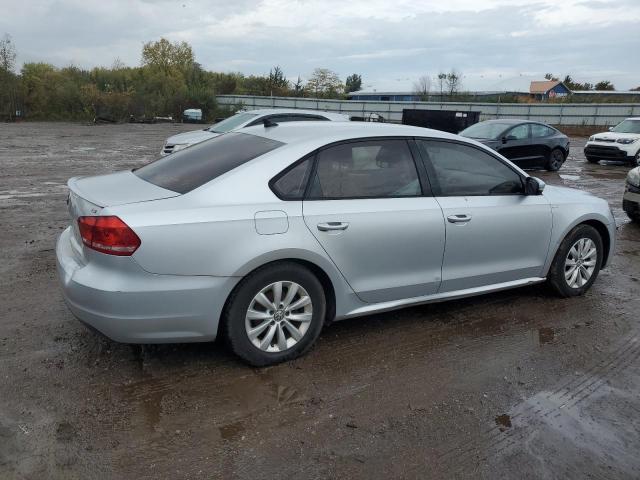 1VWAT7A34EC102241 - 2014 VOLKSWAGEN PASSAT S SILVER photo 3