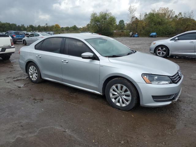 1VWAT7A34EC102241 - 2014 VOLKSWAGEN PASSAT S SILVER photo 4