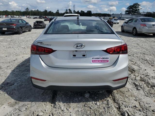 3KPC24A39KE075877 - 2019 HYUNDAI ACCENT SE SILVER photo 6