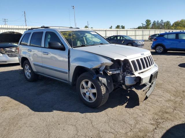 1J8GR48K69C530219 - 2009 JEEP GRAND CHER LAREDO Արծաթագույն լուսանկար 4
